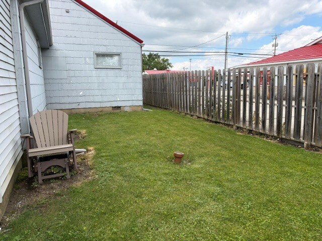 More Photos Of 1900 N West St, Lima Flex For Sale
