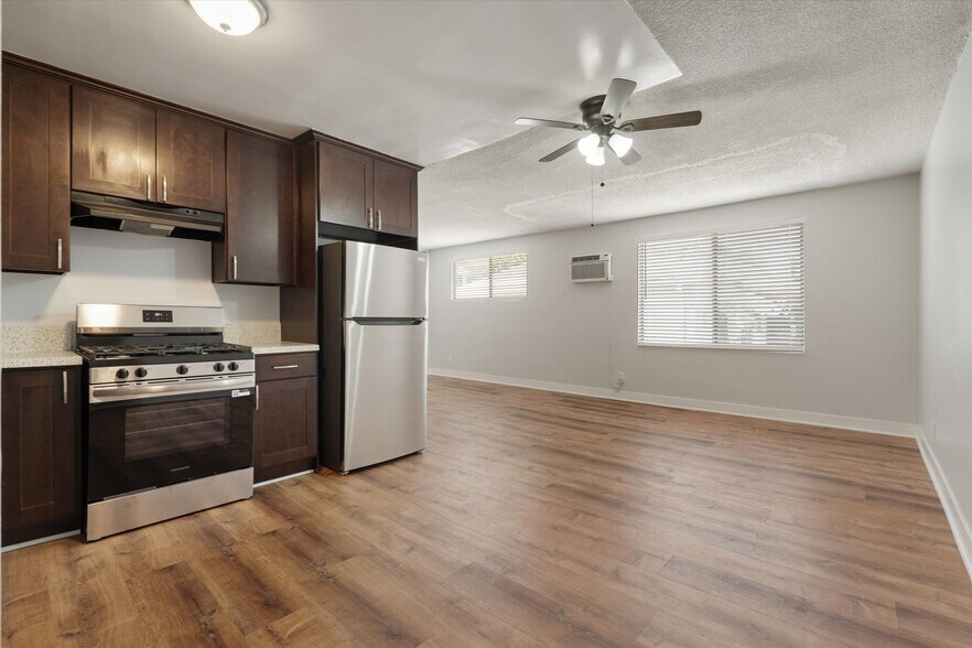 More Photos Of 1911 W 2nd St, Los Angeles Apartments For Sale