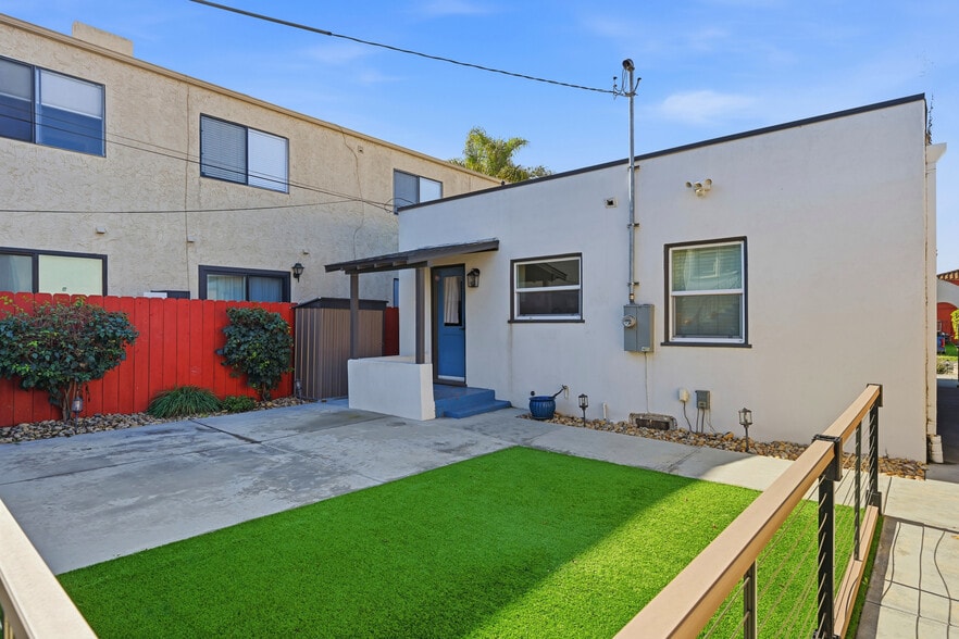 More Photos Of 4685 Hamilton St, San Diego Apartments For Sale