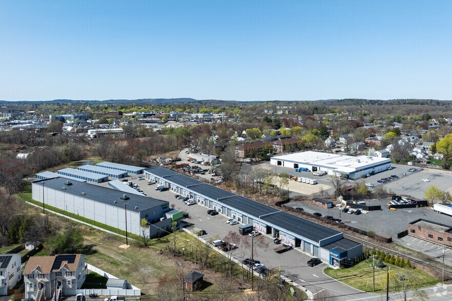 More Photos Of 120 Leland St, Framingham Warehouse For Lease
