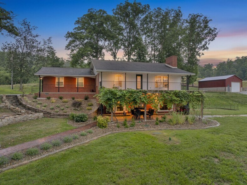 More Photos Of 1060 Paint Rock Ferry Rd, Kingston Specialty For Sale