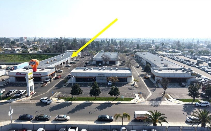 Primary Photo Of 3001 Auto Mall Dr, Bakersfield Warehouse For Lease