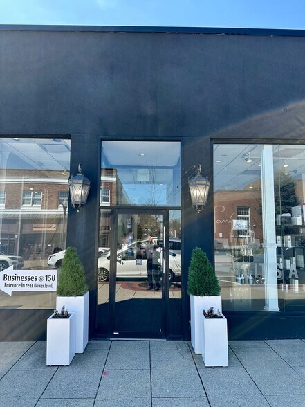 More Photos Of 144 E Ridgewood Ave, Ridgewood Storefront For Lease