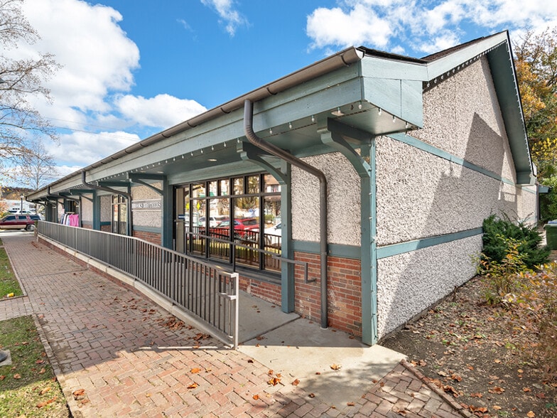 Primary Photo Of 1 All Souls Crescent, Asheville Freestanding For Lease
