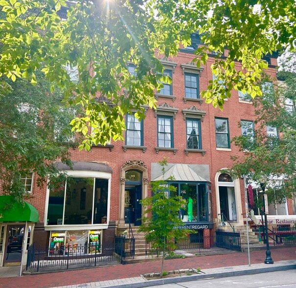 More Photos Of 825 N Charles St, Baltimore Apartments For Sale
