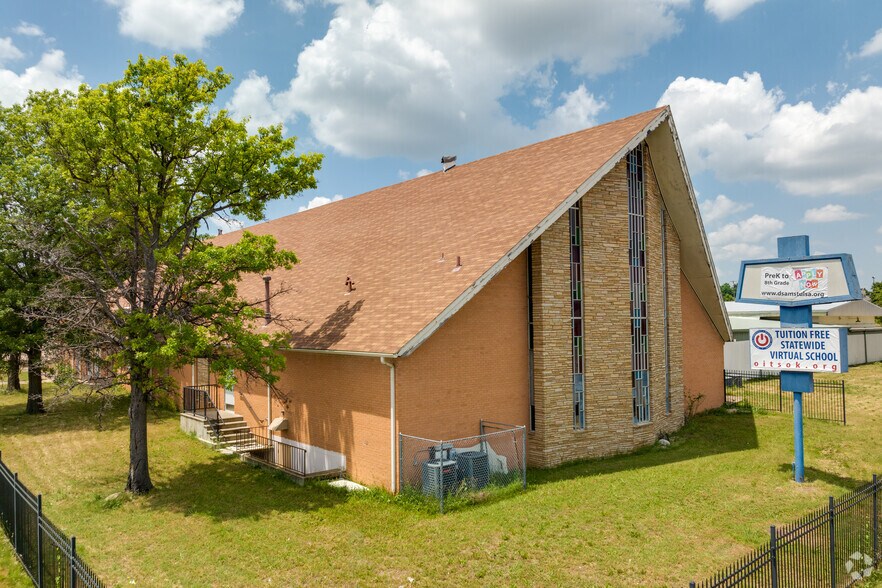 More Photos Of 280 S Memorial Dr, Tulsa Schools For Sale