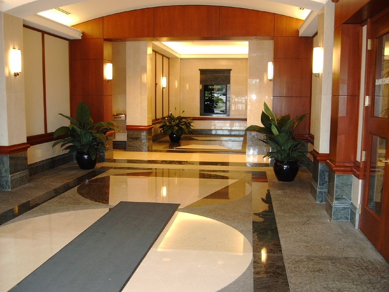 More Photos Of 3399 PGA Blvd, Palm Beach Gardens Office For Lease