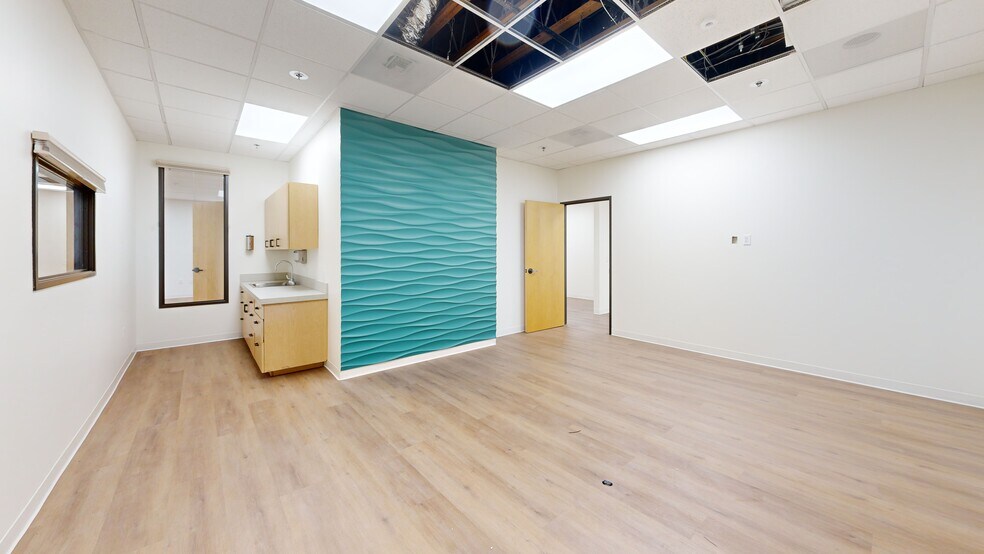 Primary Photo Of 11770 Bernardo Plaza Ct, San Diego Medical For Sale