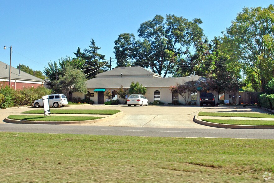 Primary Photo Of 1916 N Drexel Blvd, Oklahoma City Coworking Space