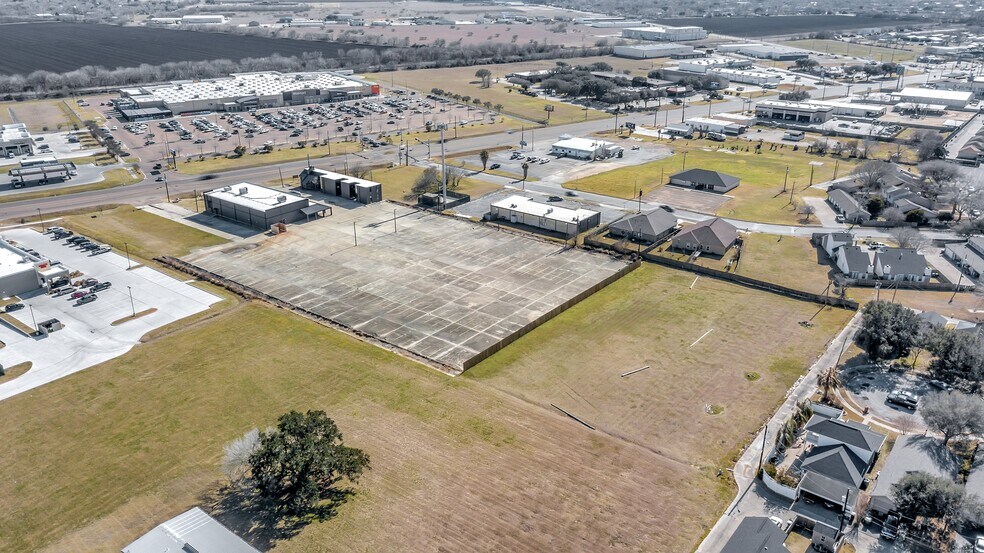 More Photos Of 4106 Houston Hwy, Victoria General Retail For Lease