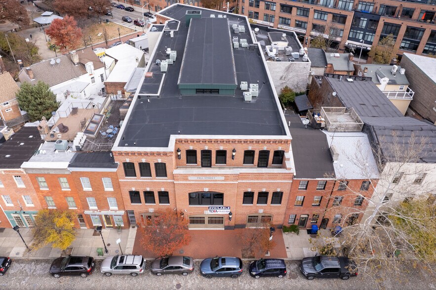 More Photos Of 900 S Wolfe St, Baltimore Office For Sale