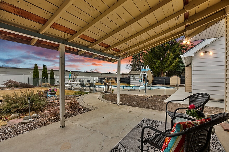 More Photos Of 101 N Evergreen Rd, Spokane Office For Lease