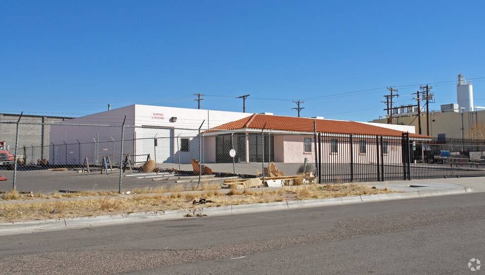 More Photos Of 8555 Yermoland Dr, El Paso Manufacturing For Sale