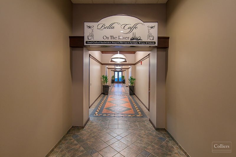 More Photos Of 50 N Front St, Memphis Office For Sale