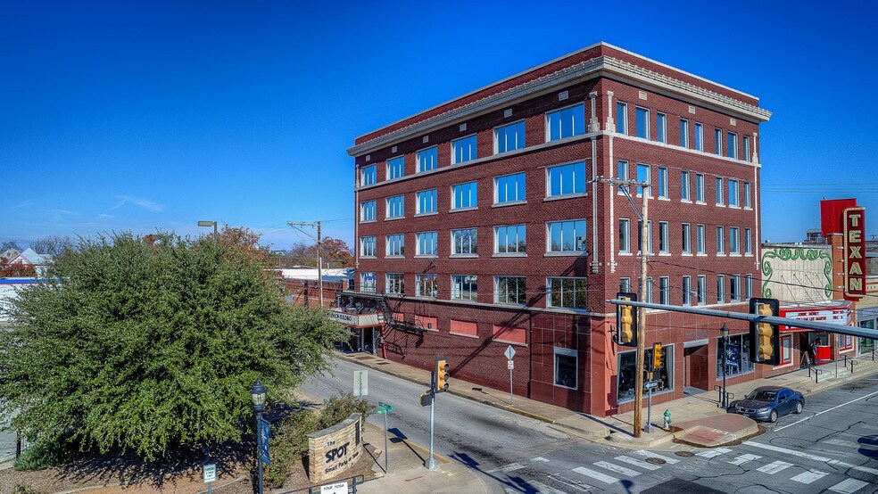 2716 Lee St, Greenville, TX 75401 Medical Office For Lease