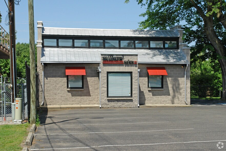 More Photos Of 105 Murphy Ct, Nashville Freestanding For Sale