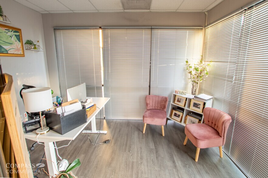 More Photos Of 2491 NE Twin Knolls Dr, Bend Light Manufacturing For Lease