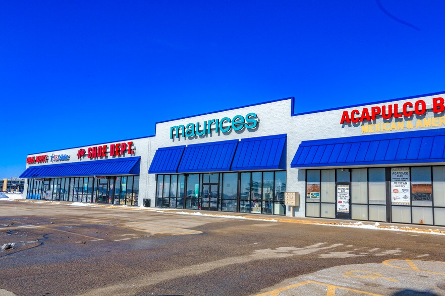 More Photos Of 37885 Selch Rd, Prairie Du Chien Freestanding For Lease