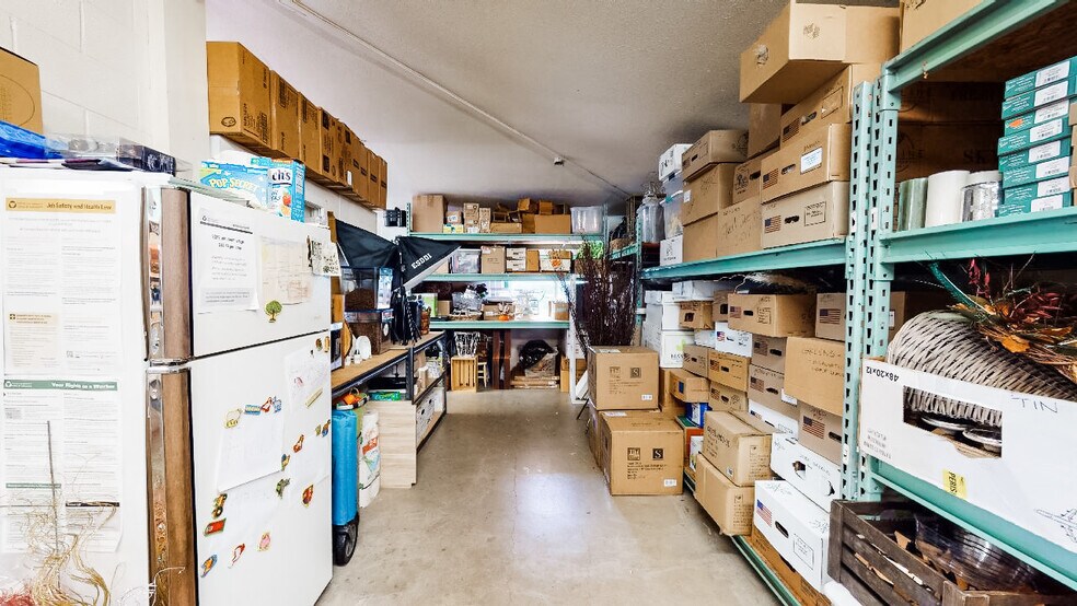 More Photos Of 222 S Main St, Colfax General Retail For Sale