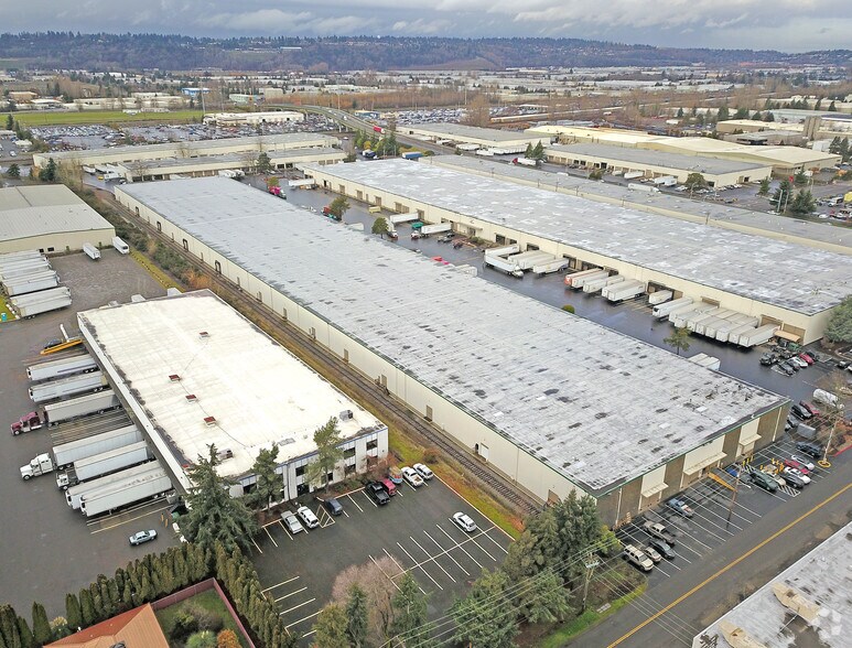 More Photos Of 8021-8051 S 198th St, Kent Warehouse For Lease