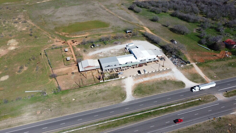 More Photos Of 3916 US Highway 287 N, Henrietta Storefront For Sale