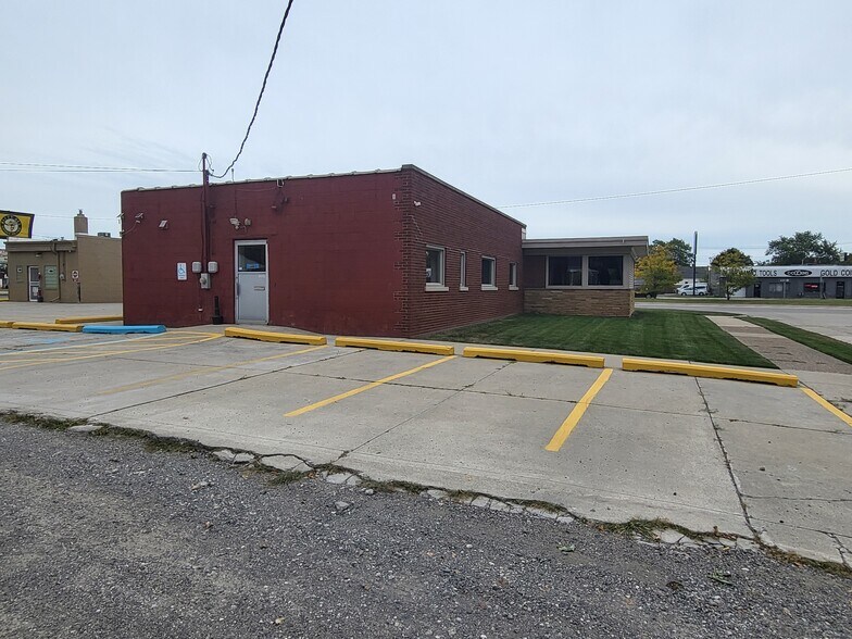 More Photos Of 12170 Fort St, Southgate Office For Sale