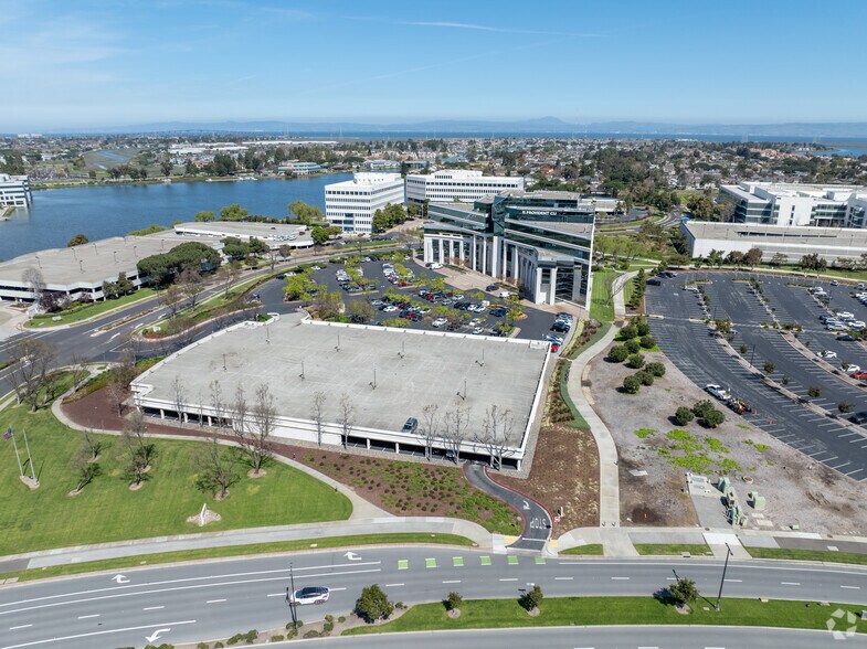 More Photos Of 303 Twin Dolphin Dr, Redwood City Office For Lease