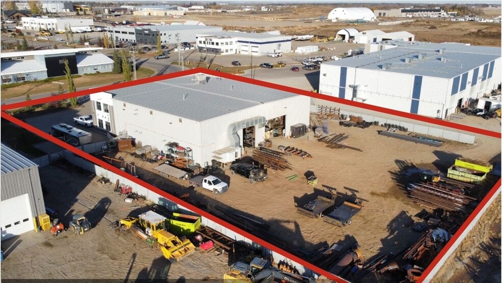More Photos Of 357 Saskatchewan Ave, Spruce Grove Manufacturing For Lease