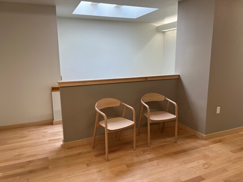 More Photos Of 834 Pearl St, Eugene Office For Lease