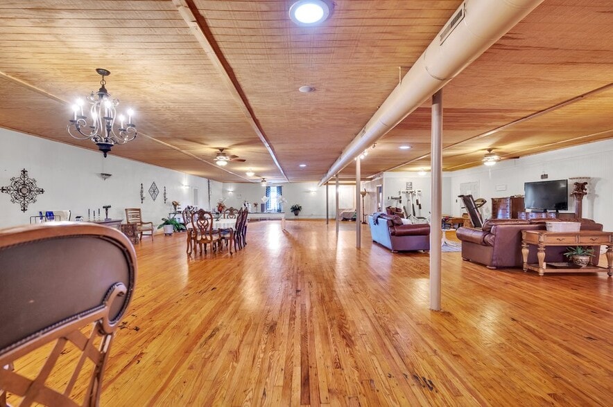 More Photos Of 101 E Virginia Ave, Bessemer City Storefront Retail Residential For Lease