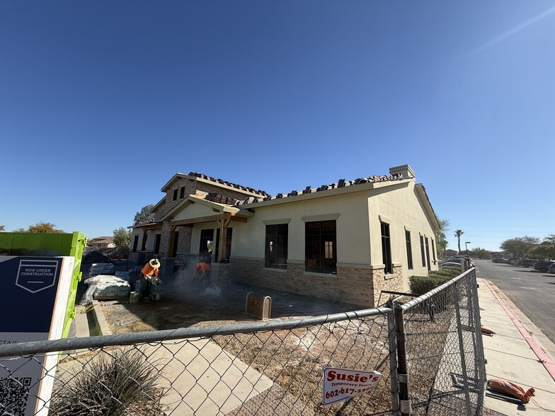 More Photos Of 41724 W Smith Enke Rd, Maricopa Medical For Lease