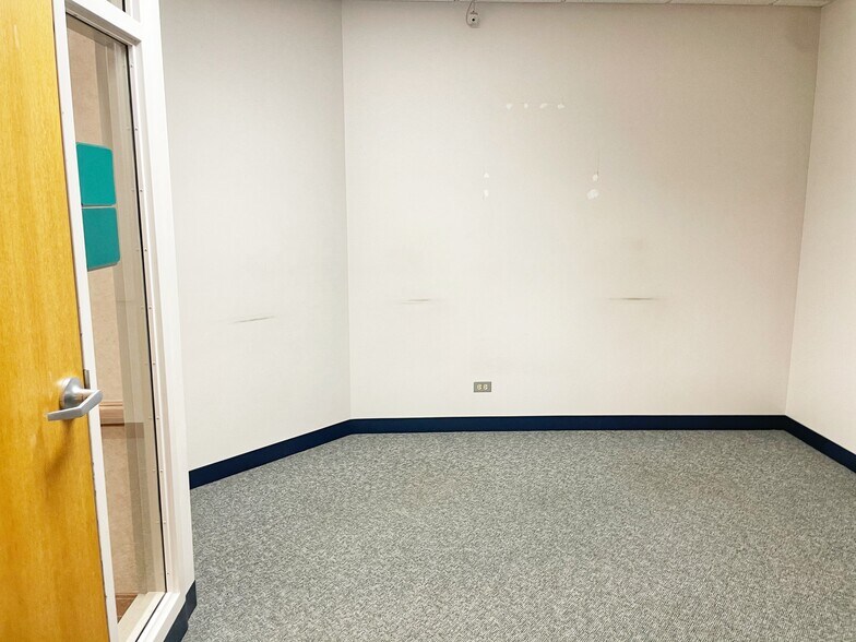 More Photos Of 1170 E Belvidere Rd, Grayslake Medical For Lease