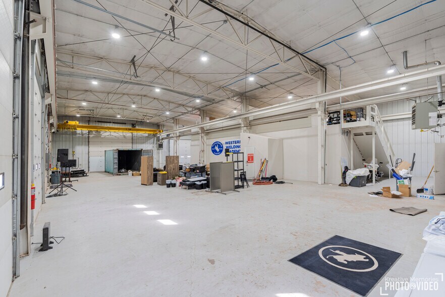 More Photos Of 612 Sinclair St, Gillette Industrial For Sale