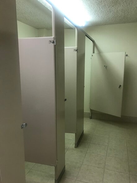 More Photos Of 3101 N 12th St, Abilene Religious Facility For Sale