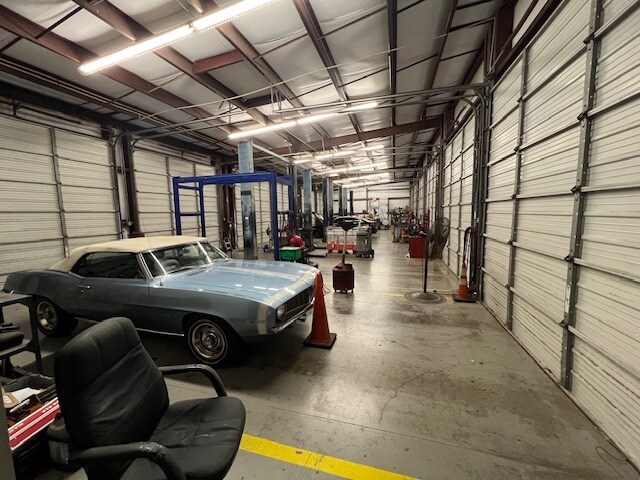 More Photos Of 310 E Pecan Blvd, McAllen Storefront For Lease