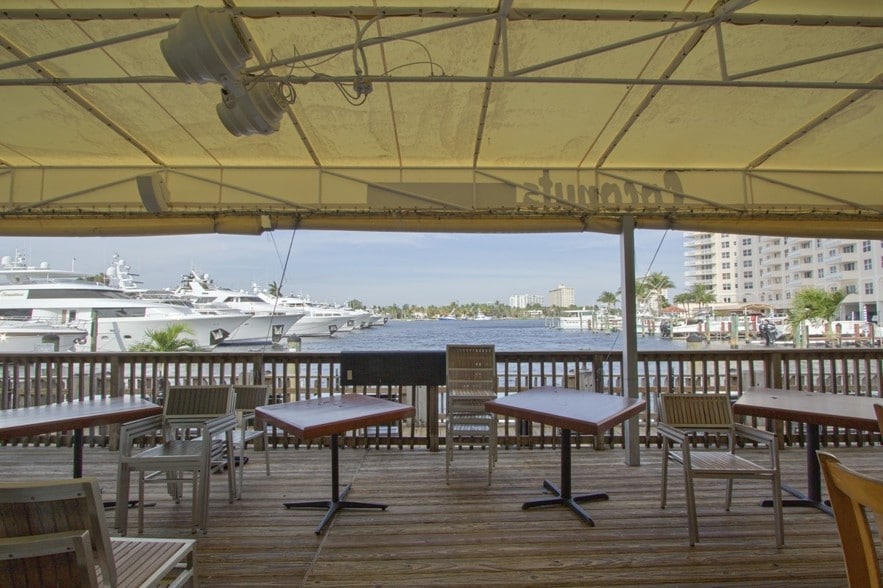 More Photos Of 429 Seabreeze Blvd, Fort Lauderdale General Retail For Sale