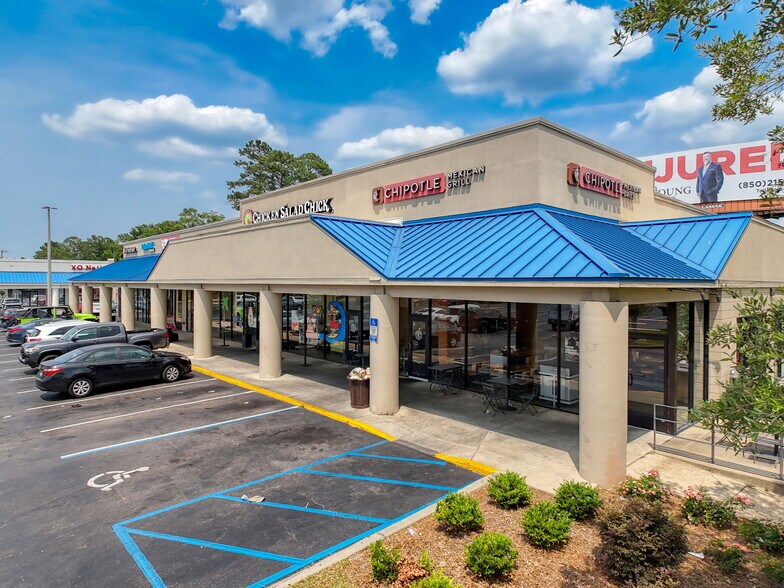 More Photos Of 1496 Apalachee Pky, Tallahassee General Retail For Lease