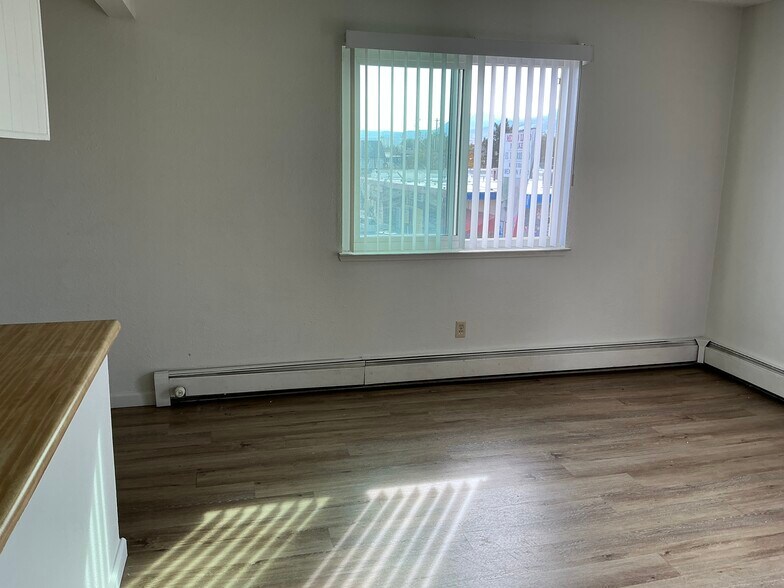 More Photos Of 1800 Prater Way, Sparks Apartments For Sale