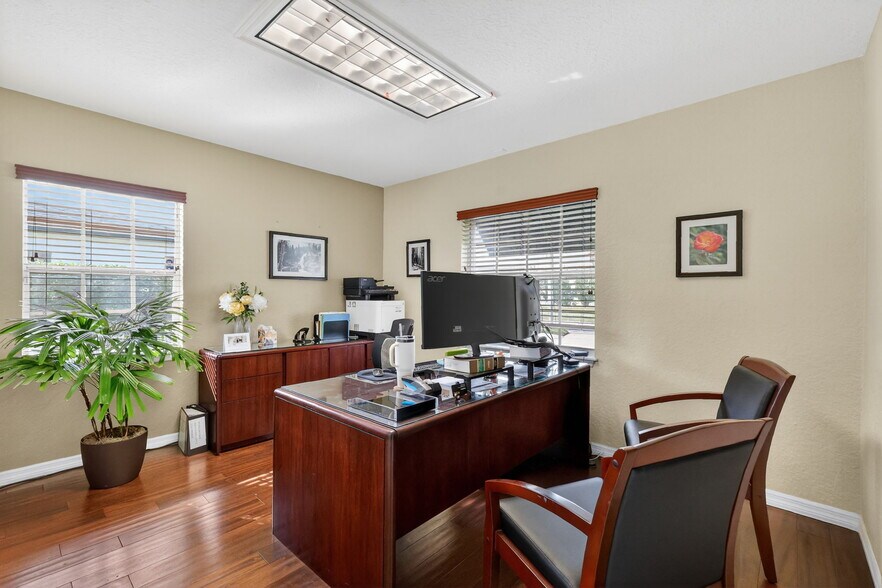 More Photos Of 210 N Wymore Rd, Winter Park Office Residential For Sale