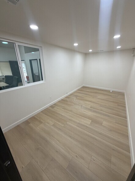 More Photos Of 2340 Tampa Ave, El Cajon Office For Lease