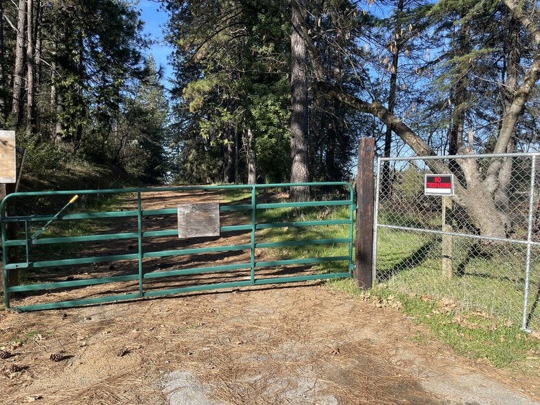 More Photos Of 2100 Ferndale Ct, Placerville Land For Sale