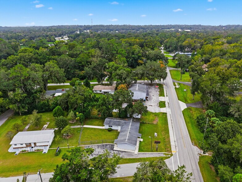 More Photos Of 1340 Howell Ave, Brooksville Office For Sale