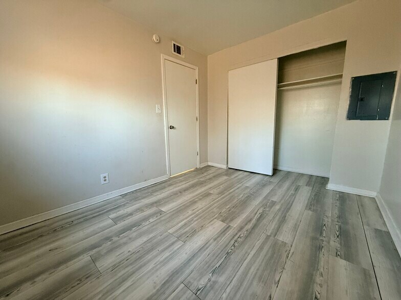 More Photos Of 2535-2537 Lysle Rd, Cincinnati Apartments For Sale