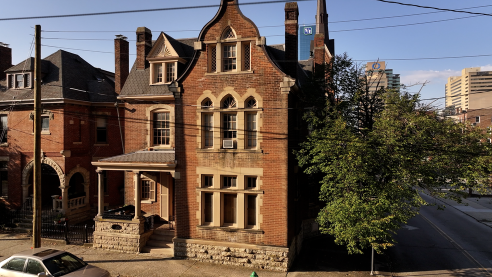 Primary Photo Of 238 W Second St, Lexington Apartments For Sale