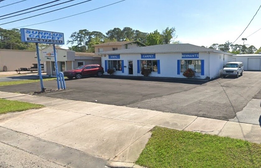 More Photos Of 300-330 S Yonge St, Ormond Beach Warehouse For Sale