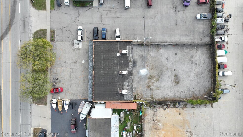 More Photos Of 22909-22917 Van Born Rd, Taylor Freestanding For Sale