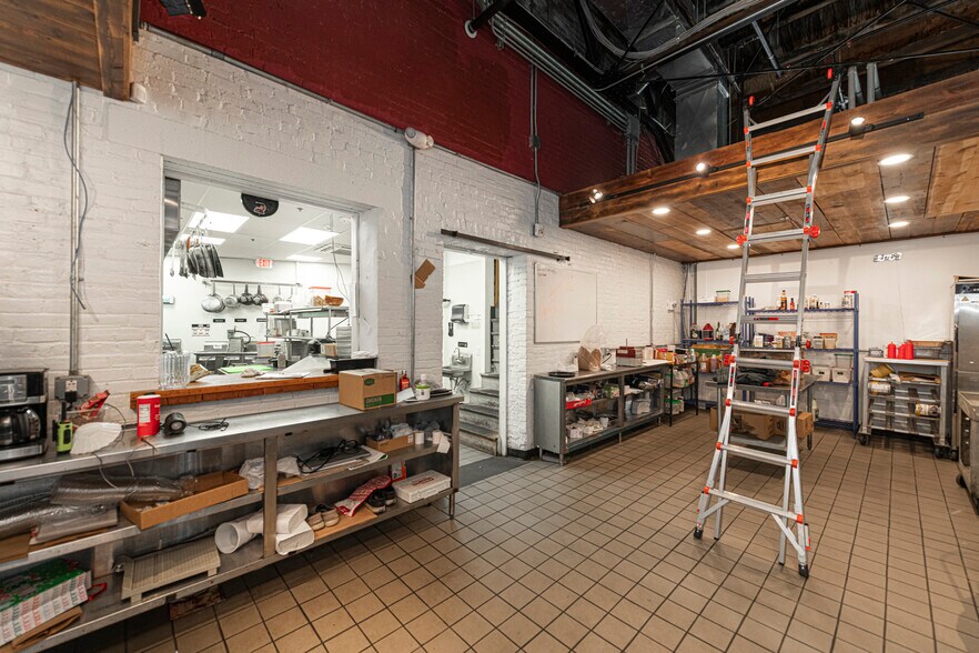 More Photos Of 425 Bridge St, Phoenixville Freestanding For Sale