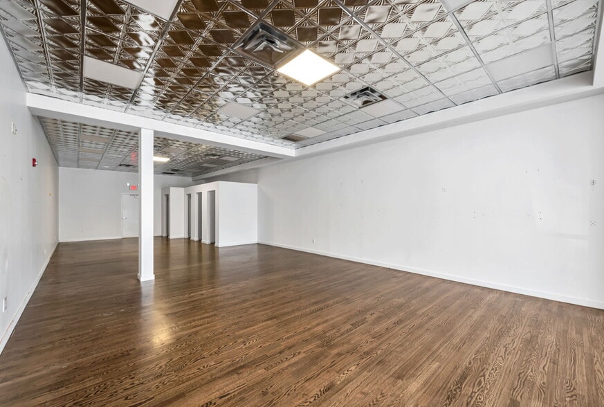 More Photos Of 146 Westwood Ave, Westwood Storefront For Lease