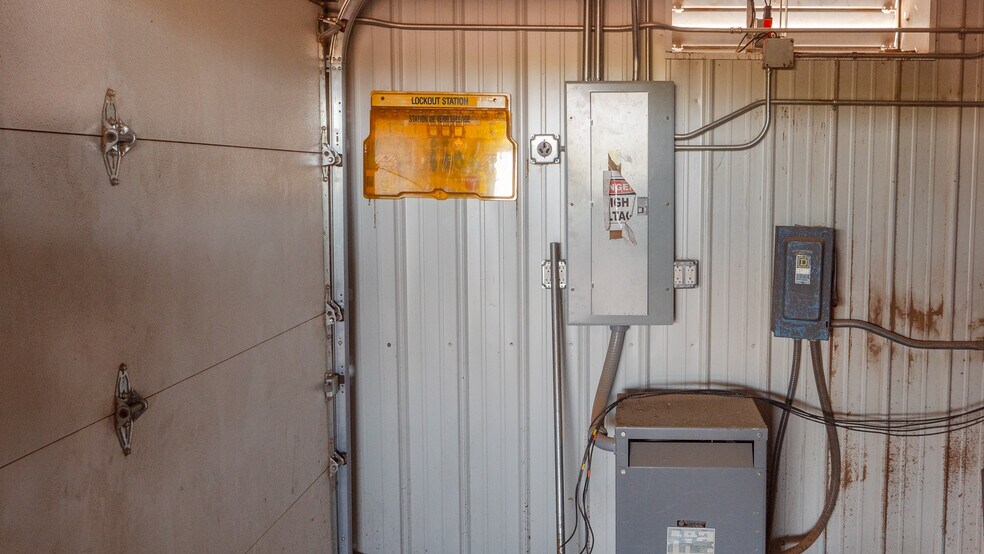 More Photos Of 1975 State Road NN, Climax Springs Warehouse For Sale