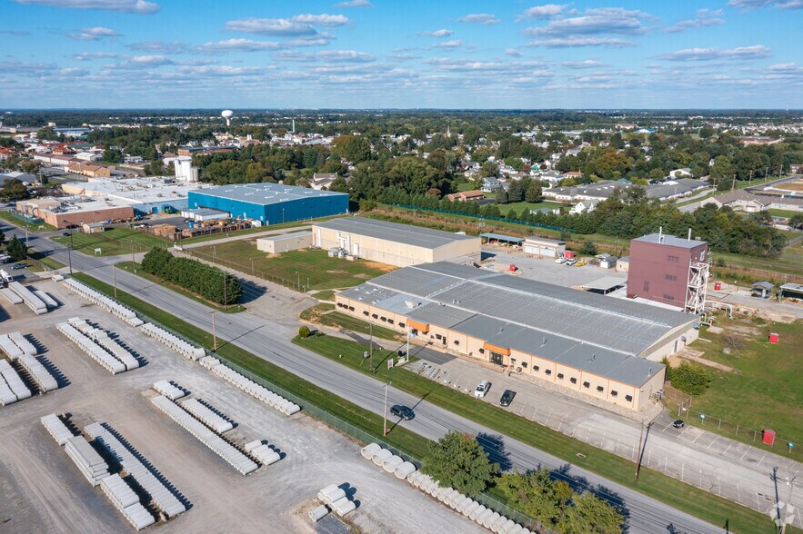 More Photos Of 701-703 Industrial Dr, Middletown Manufacturing For Lease